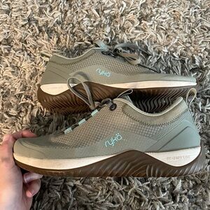 Ryka Echo Low Trail Lace Up Outdoor Running Hiking Sneakers Size 6.5 Green